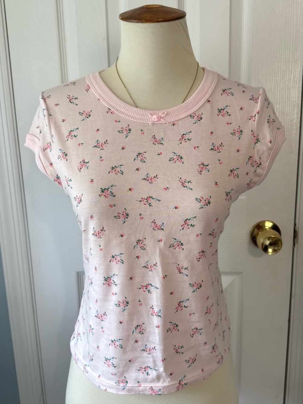 Frankies Bikinis Archie Floral Cotton Tee in Baby Bouquet Pink